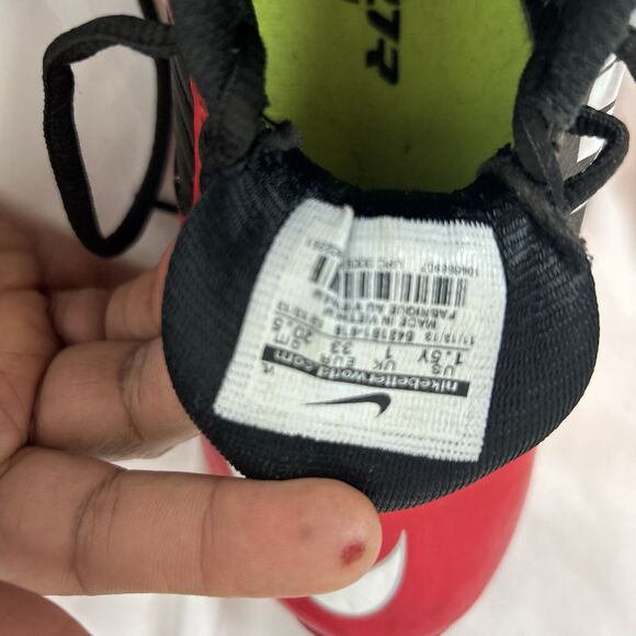 Nike  Shark Football Cleats Shoe 396262-001 Black Youth Size 2.5y - Picture 3 of 8